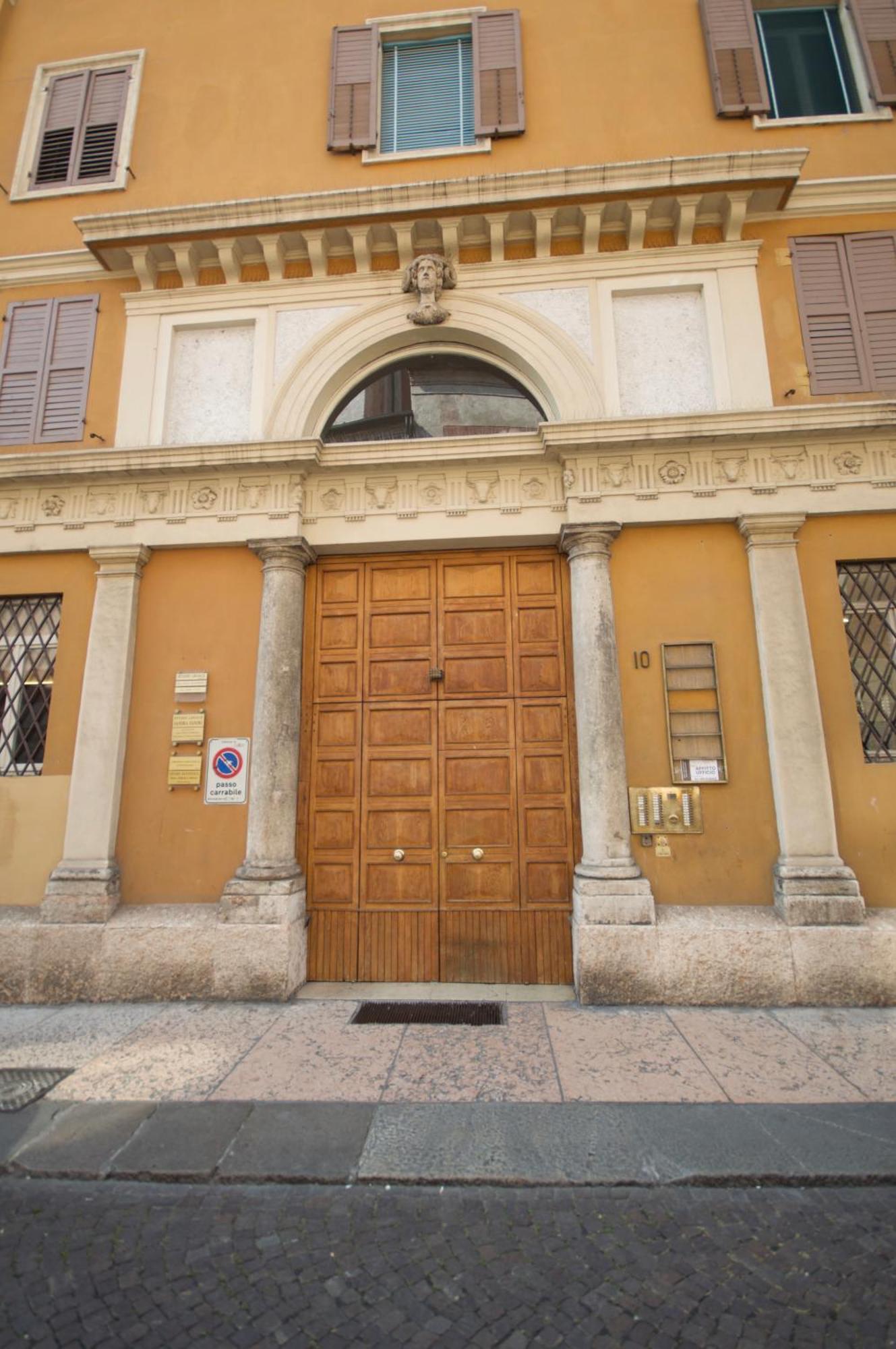 Room Verona Ai Duchi Экстерьер фото